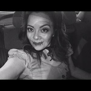 Meet your Posher, Debra